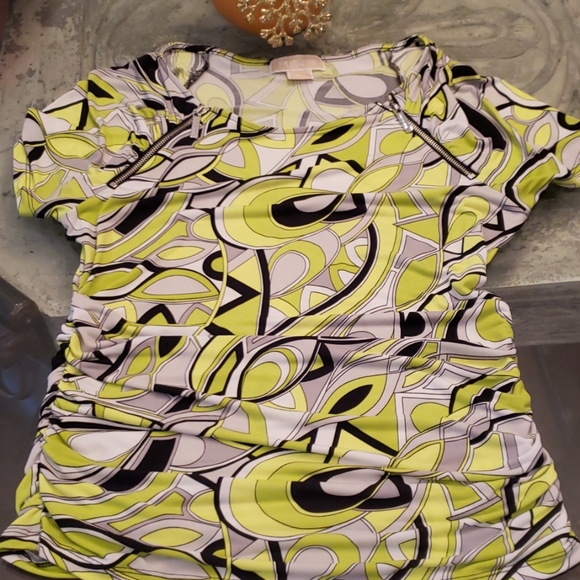 MICHAEL Michael Kors Tops - ♥️sale⭐⭐MICHAEL by MICHAEL KORS SHIRT